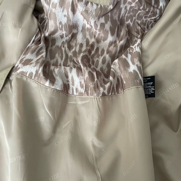 ELLEN TRACY Women's Beige Lining Long Windbreaker - Picture 7 of 9